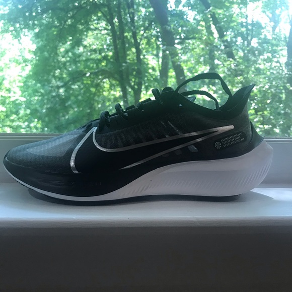 Nike Shoes - 🆕 NIKE ZOOM GRAVITY 🆕🏃‍♀️⚡️🏃‍♀️RUNNING ⚡️⚡️⚡️